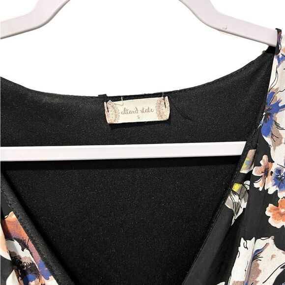 ALTAR’D STATE High Low Floral Wrap Dress Size Small - Picture 4 of 9
